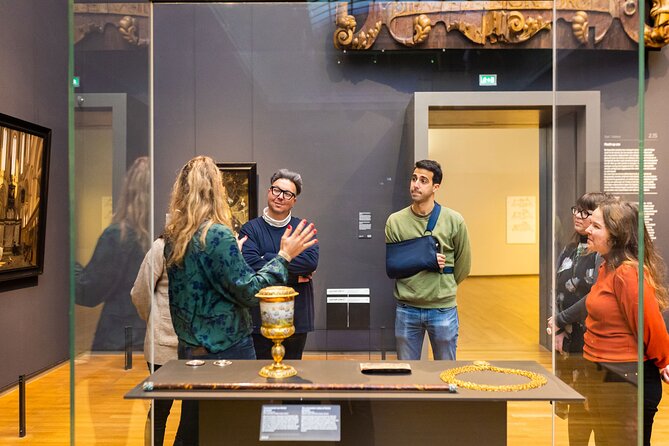 Ultimate Combo: Rijksmuseum, Van Gogh Museum, Canal Boat Cruise - The guides are central to the experience
