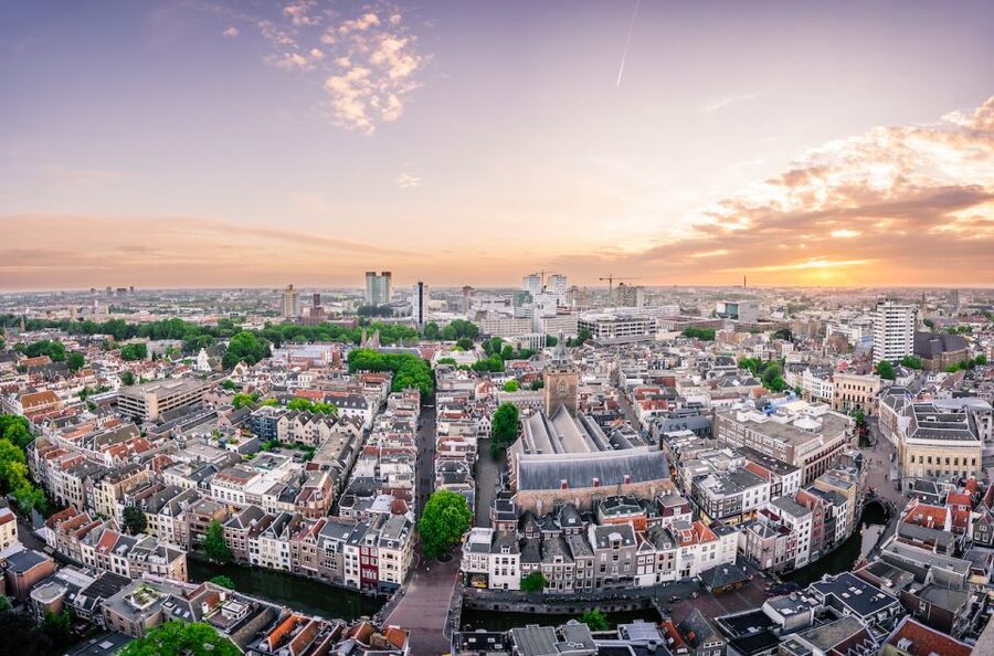 Utrecht: Dom Tower Entry Ticket and Guided Tour - English, Dutch, and the Pace of the Guide