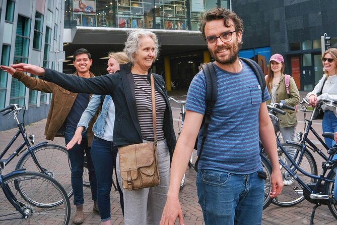 Utrecht Food Tour with local guide - Kluts pairs coffee with serious vegan baking