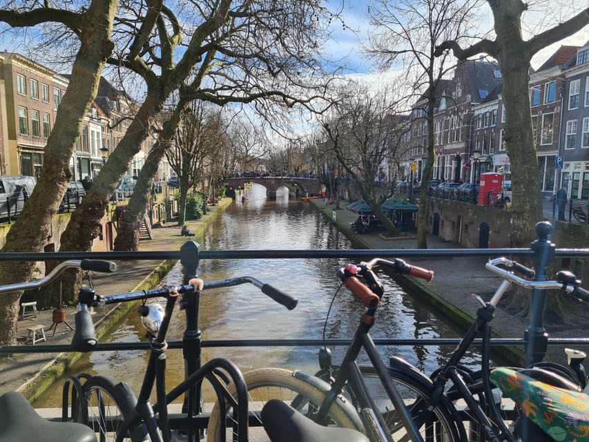 Utrecht Quiz Tour - The canals and wharves at walking pace