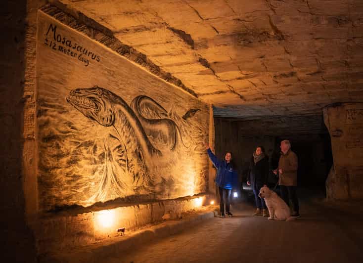 Valkenburg: Municipal Cave Guided Tour - Marlstone formed in the age of dinosaurs