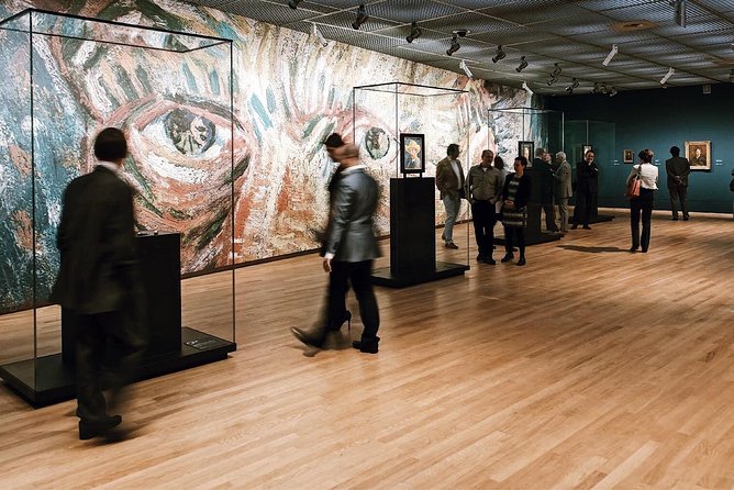 Van Gogh Museum Amsterdam Exclusive Tour w/ Reserved Entry - Why the guide changes the museum visit