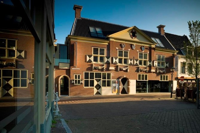 Vermeer Centrum Delft Museum Admission Ticket - Follow the paintings in chronological order