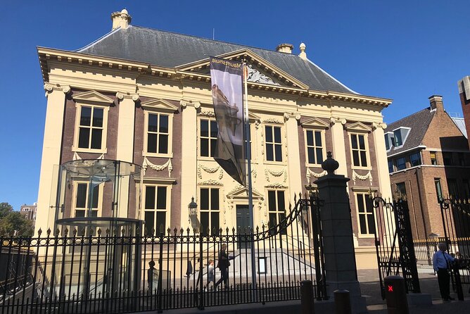 Visit the Girl with the Pearl Earring, The Hague & Delft City - Key points at a glance