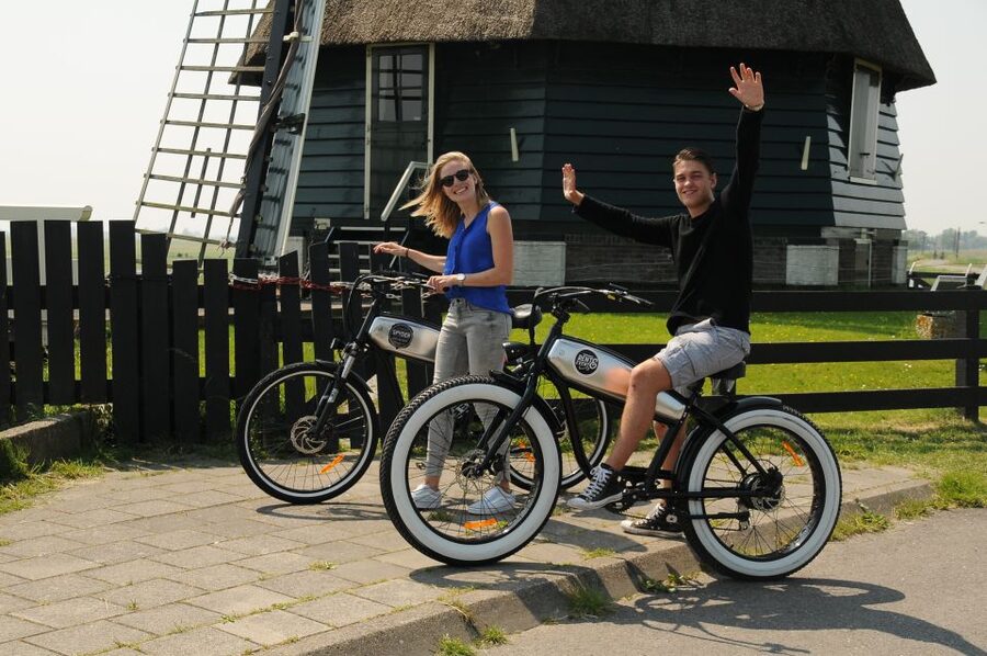 Volendam: E-Fatbike Rental - The Volendam to Edam route