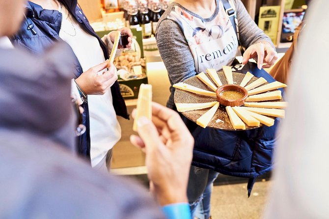 Walking Rotterdam Food Tour - From Centraal Station into the city