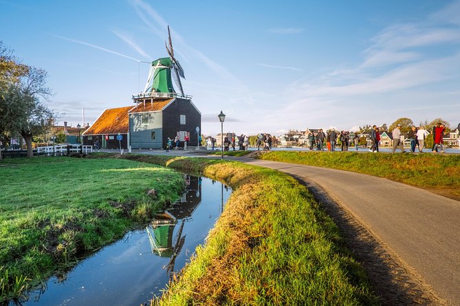 Windmill Tour from Amsterdam, Including Volendam & Marken - What the all-inclusive option really adds