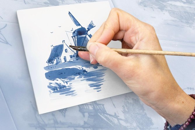 Workshop 'Paint your own Delft Blue Tile!' - Coffee, lemonade, and a Dutch treat