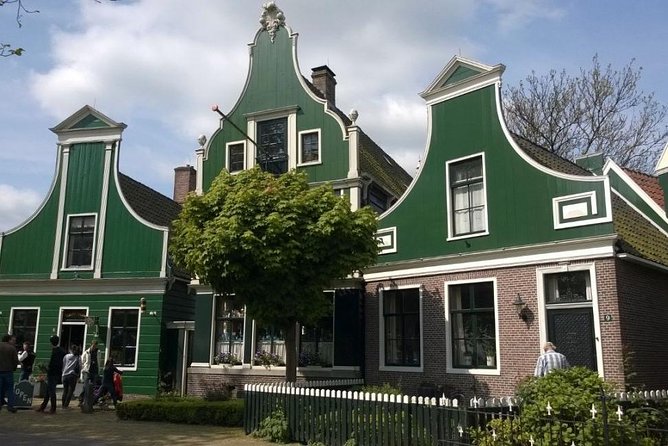 Zaanse Schans 3-Hour Private Tour from central Amsterdam, Airport or Port - Walking through the 2 to 2.5 hours at Zaanse Schans