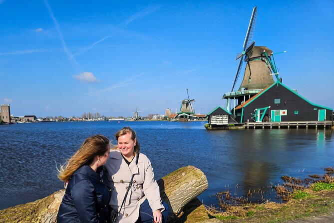 Zaanse Schans and Cheese Tasting Guided Tour from Amsterdam - Two and a half hours among the windmills