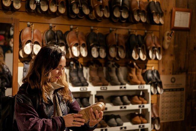 Zaanse Schans and Cheese Tasting Guided Tour from Amsterdam - The clog workshop: quick, visual, and tourist-friendly