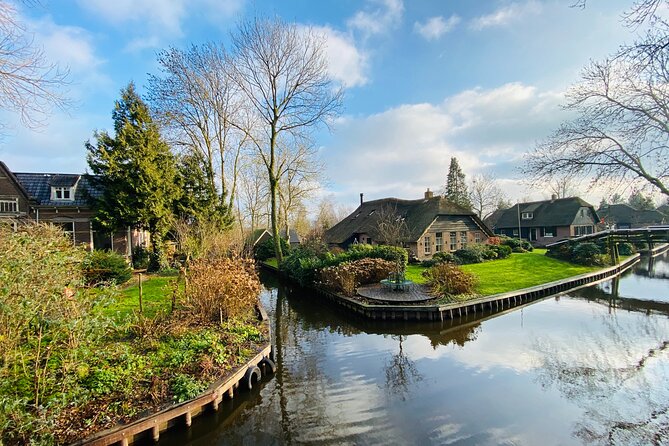 Zaanse Schans and Giethoorn Small-Group Tour with Hotel Pick-Up - Is $131.01 a fair price?
