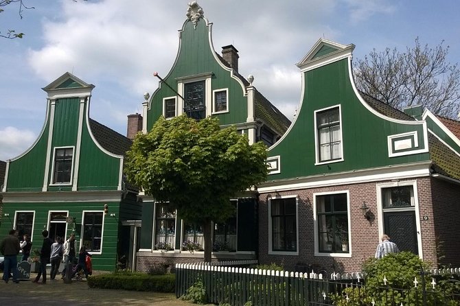 Zaanse Schans and Volendam Private Tour from Amsterdam - What private transport adds