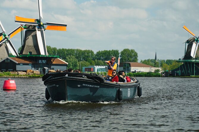 Zaanse Schans Windmill Cruise - UNESCO Windmills With Live Guide - How the small boat compares with walking