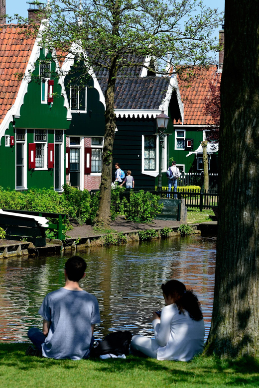 Zaanse Schans: Windmill & Museum Entry Ticket w/ Audio Guide - World of Windmills Museum and Zaanse Tijd Museum