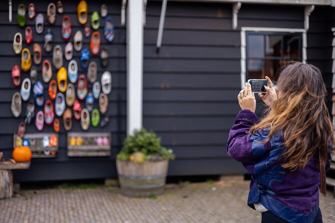 Zaanse Schans Windmills, Cheese and Volendam Tour from Amsterdam - Timing, group size, and the real pace