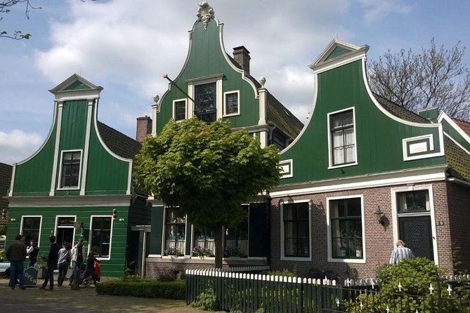 Zaanse Schans Windmills, Clogs and Dutch Cheese Small-Group Tour from Amsterdam - Group size and the guide make a real difference
